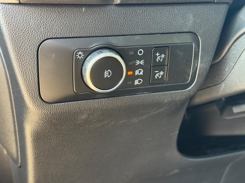 Ford Bronco Sport Vehicle Full-screen Gallery Image 15