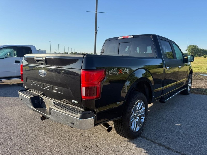 Ford F-150 Vehicle Full-screen Gallery Image 4