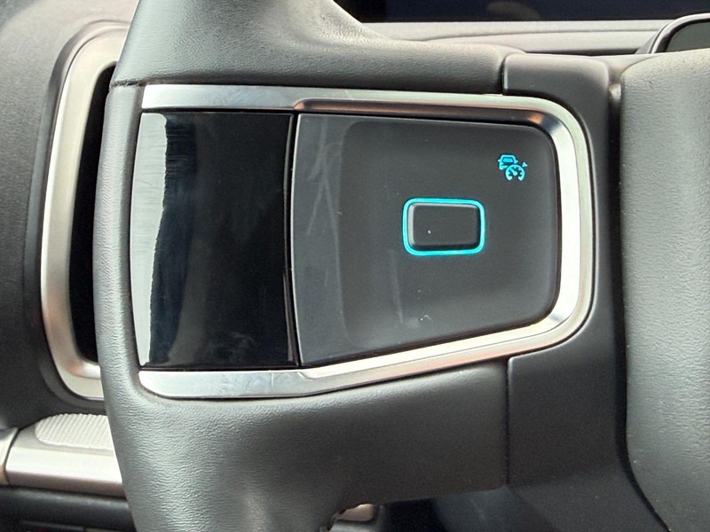 Ford Expedition Vehicle Full-screen Gallery Image 14