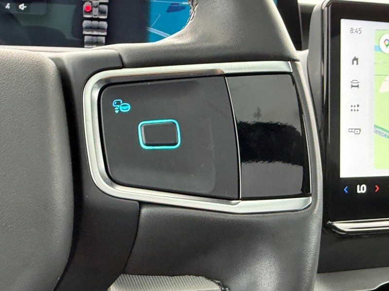 Ford Expedition Vehicle Full-screen Gallery Image 15