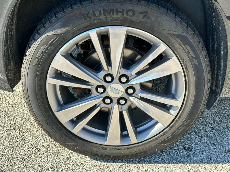 Cadillac XT6 Vehicle Full-screen Gallery Image 6