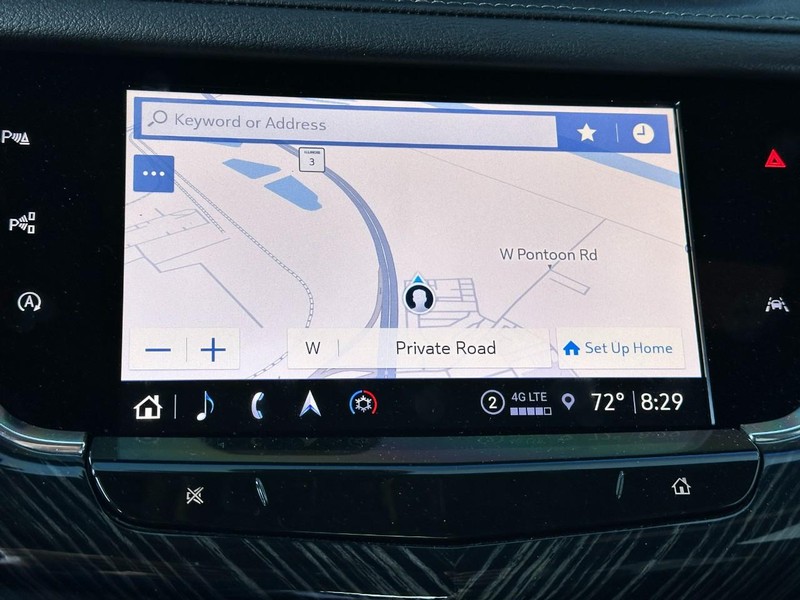 Cadillac XT6 Vehicle Full-screen Gallery Image 24