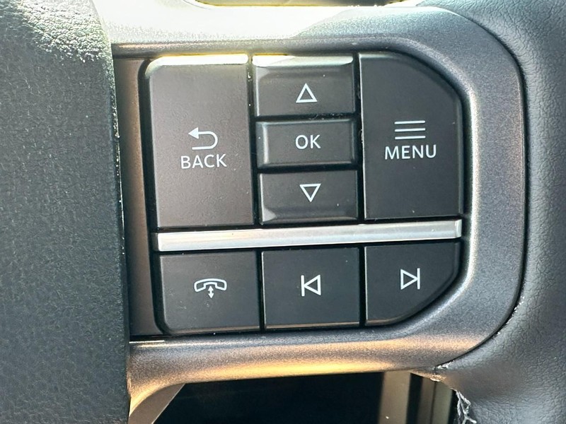 Ford F-150 Vehicle Full-screen Gallery Image 13