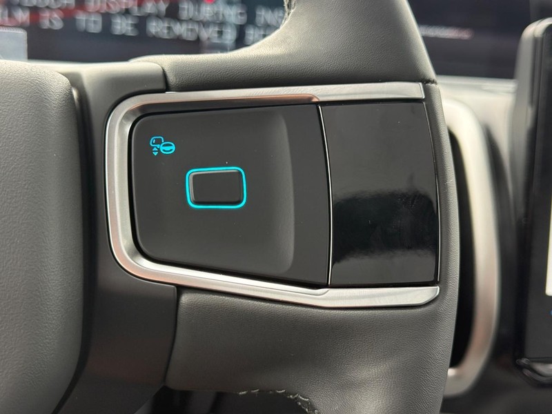 Ford Expedition Max Vehicle Full-screen Gallery Image 11