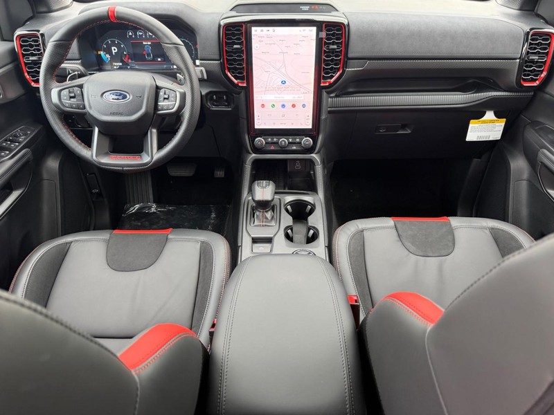 Ford Ranger Vehicle Full-screen Gallery Image 6