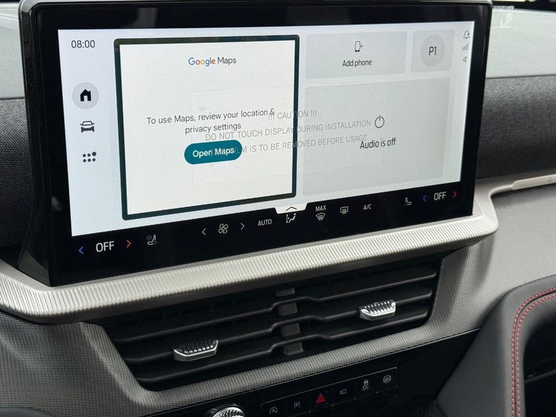 Ford Explorer Vehicle Full-screen Gallery Image 14
