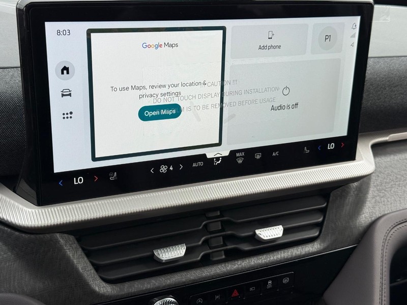 Ford Explorer Vehicle Full-screen Gallery Image 14