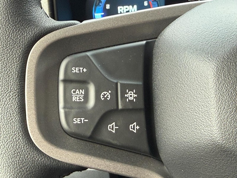 Ford Bronco Vehicle Full-screen Gallery Image 8
