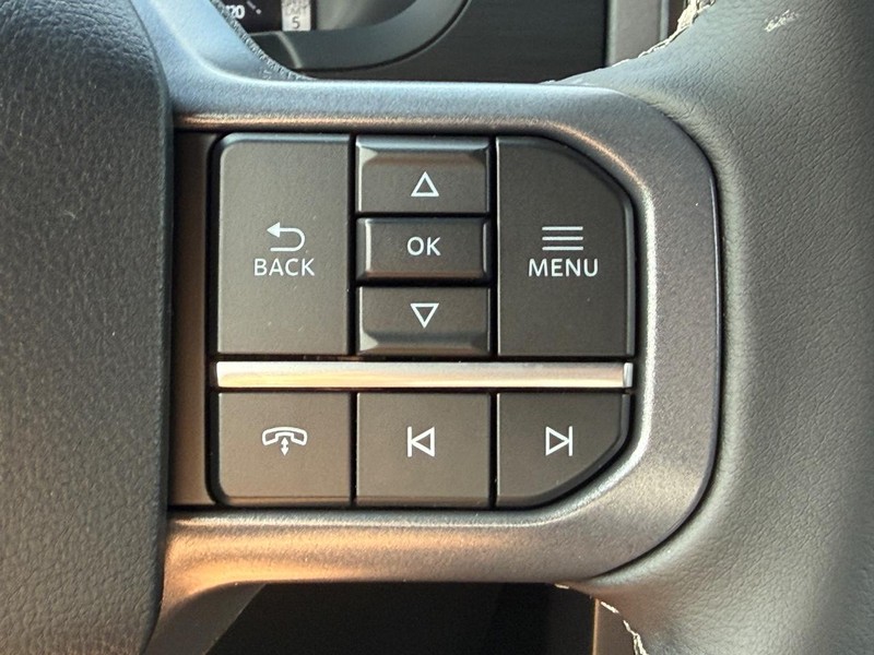 Ford F-150 Vehicle Full-screen Gallery Image 9