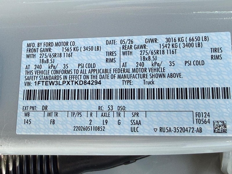 Ford F-150 Vehicle Full-screen Gallery Image 21