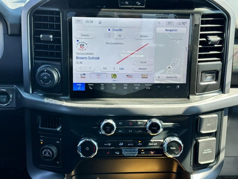 Ford F-150 Vehicle Full-screen Gallery Image 7