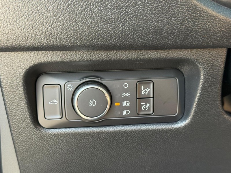 Ford Ranger Vehicle Full-screen Gallery Image 16