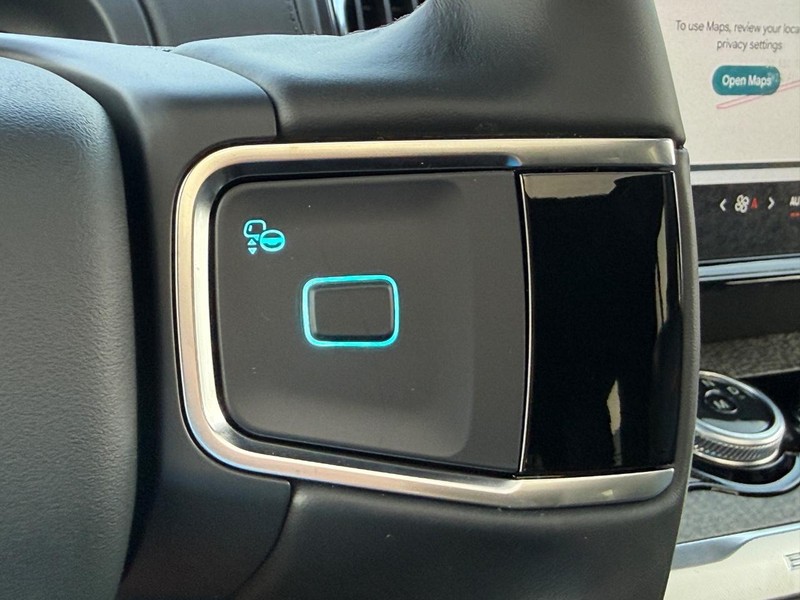 Ford Expedition Vehicle Full-screen Gallery Image 12