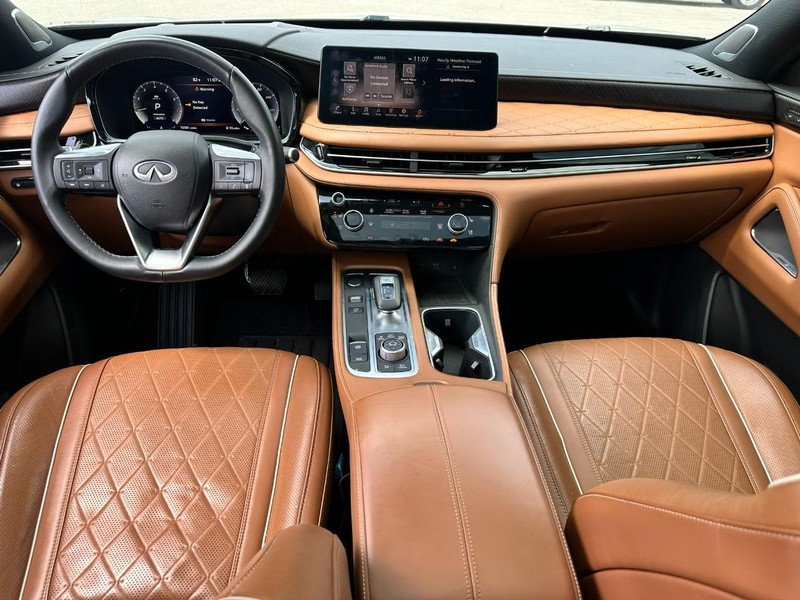 INFINITI QX60 Vehicle Full-screen Gallery Image 14