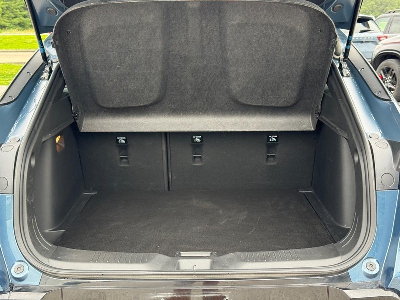 Buick Envista Vehicle Full-screen Gallery Image 06