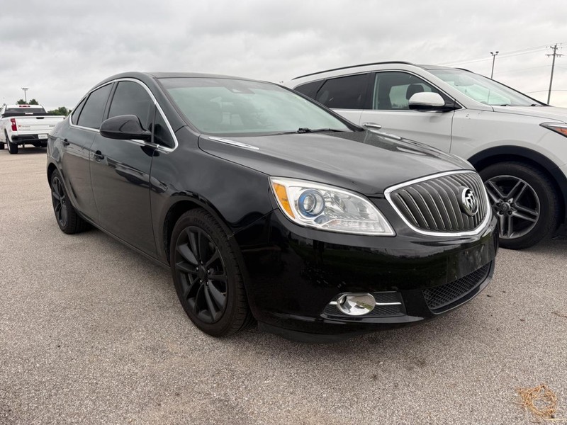 Buick Verano Vehicle Full-screen Gallery Image 05