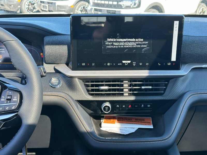 Ford Explorer Vehicle Full-screen Gallery Image 9