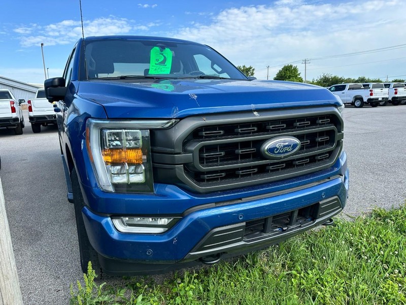 Ford F-150 Vehicle Full-screen Gallery Image 2