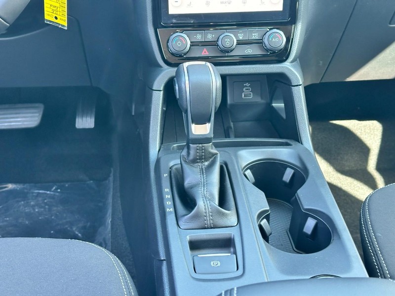 Ford Ranger Vehicle Full-screen Gallery Image 8