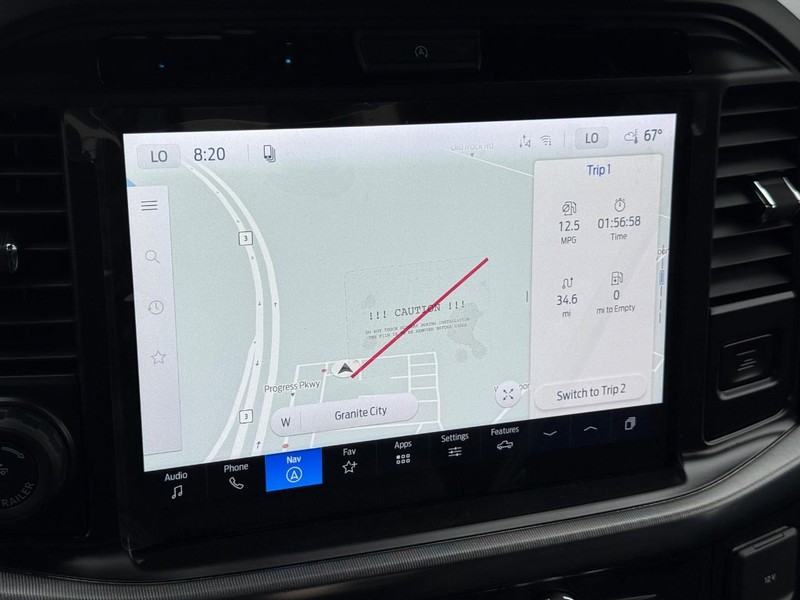 Ford F-150 Vehicle Full-screen Gallery Image 11