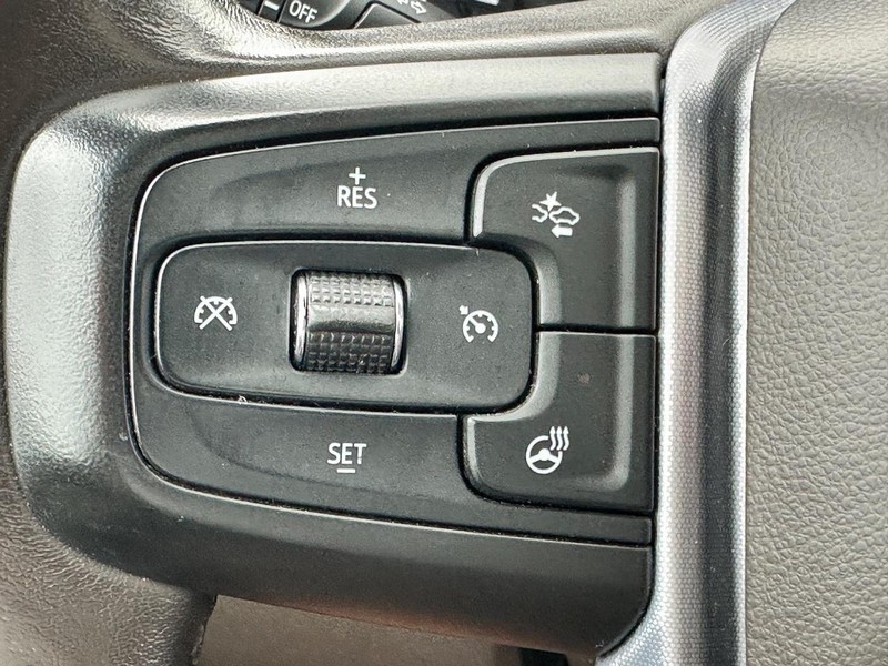 GMC Sierra 1500 Vehicle Full-screen Gallery Image 19