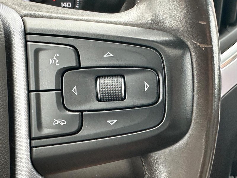 GMC Sierra 1500 Vehicle Full-screen Gallery Image 20