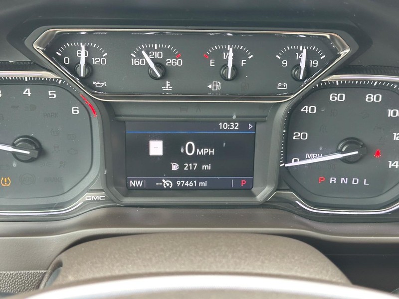 GMC Sierra 1500 Vehicle Full-screen Gallery Image 24