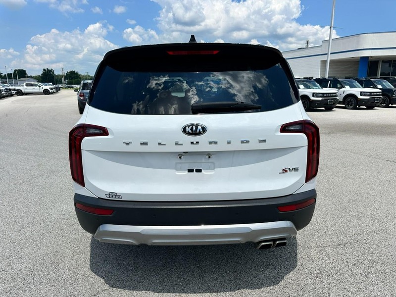 Kia Telluride Vehicle Full-screen Gallery Image 4