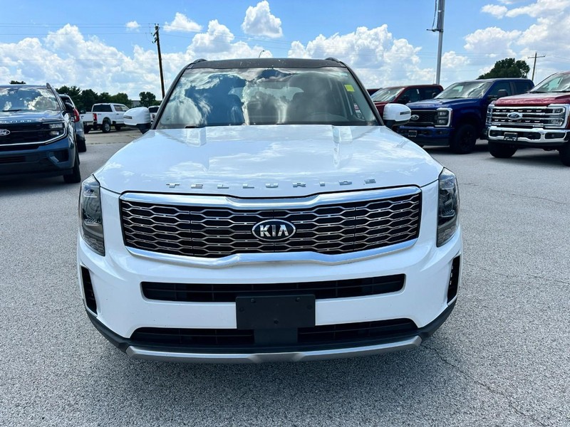 Kia Telluride Vehicle Full-screen Gallery Image 9