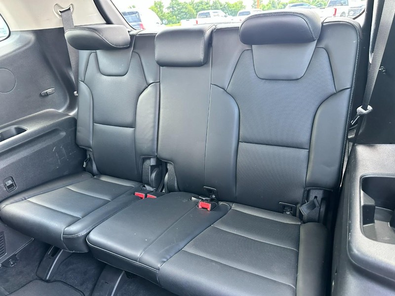 Kia Telluride Vehicle Full-screen Gallery Image 11
