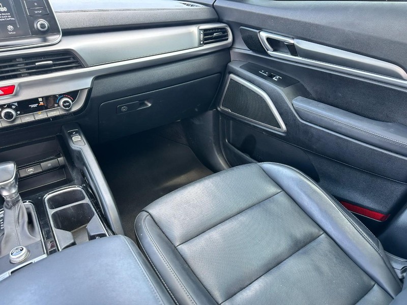 Kia Telluride Vehicle Full-screen Gallery Image 17