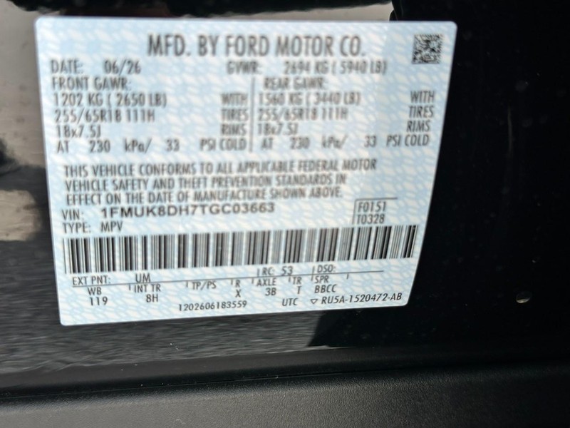 Ford Explorer Vehicle Full-screen Gallery Image 14