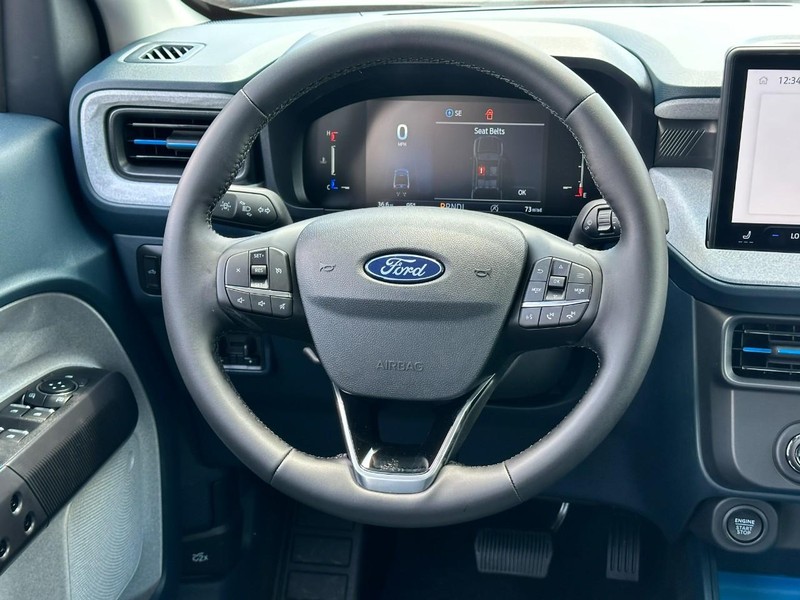 Ford Maverick Vehicle Full-screen Gallery Image 6