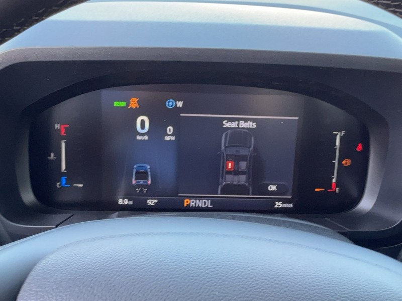 Ford Maverick Vehicle Full-screen Gallery Image 16