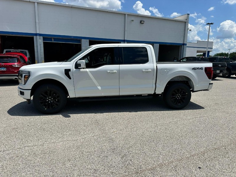 Ford F-150 Vehicle Full-screen Gallery Image 2