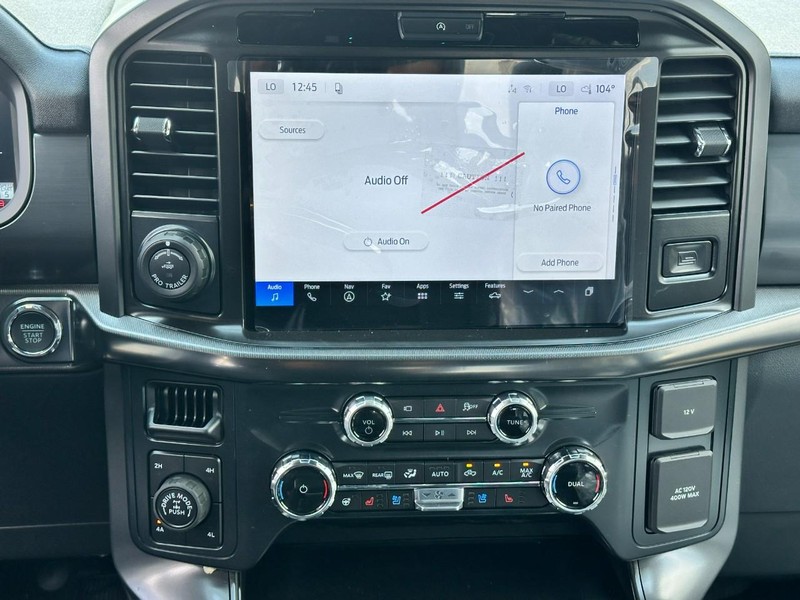 Ford F-150 Vehicle Full-screen Gallery Image 7