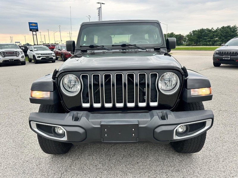 Jeep Wrangler Unlimited Vehicle Full-screen Gallery Image 9