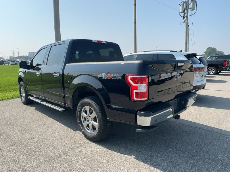 Ford F-150 Vehicle Full-screen Gallery Image 4