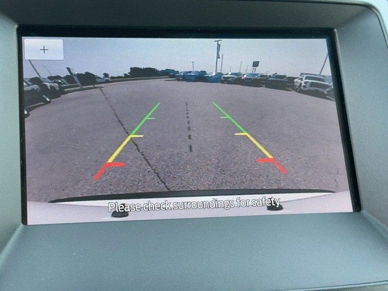 Ford Edge Vehicle Full-screen Gallery Image 24