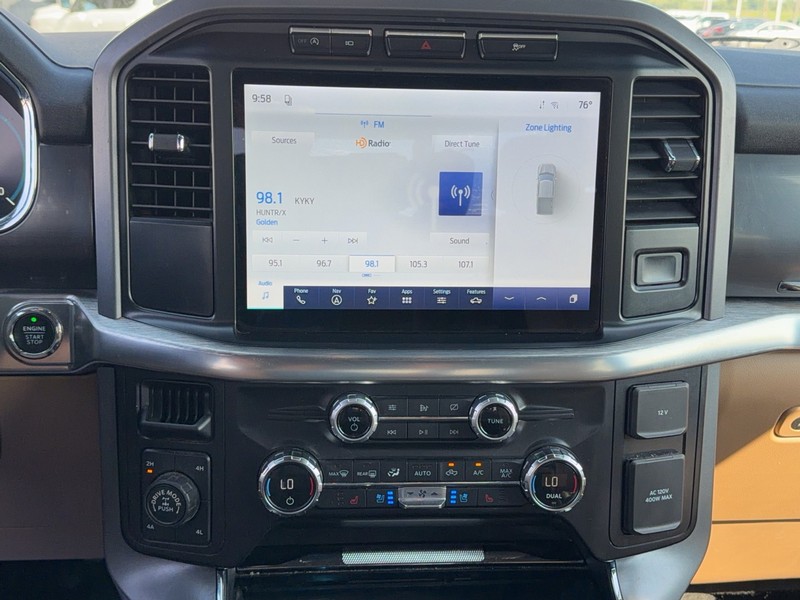 Ford F-150 Vehicle Full-screen Gallery Image 14