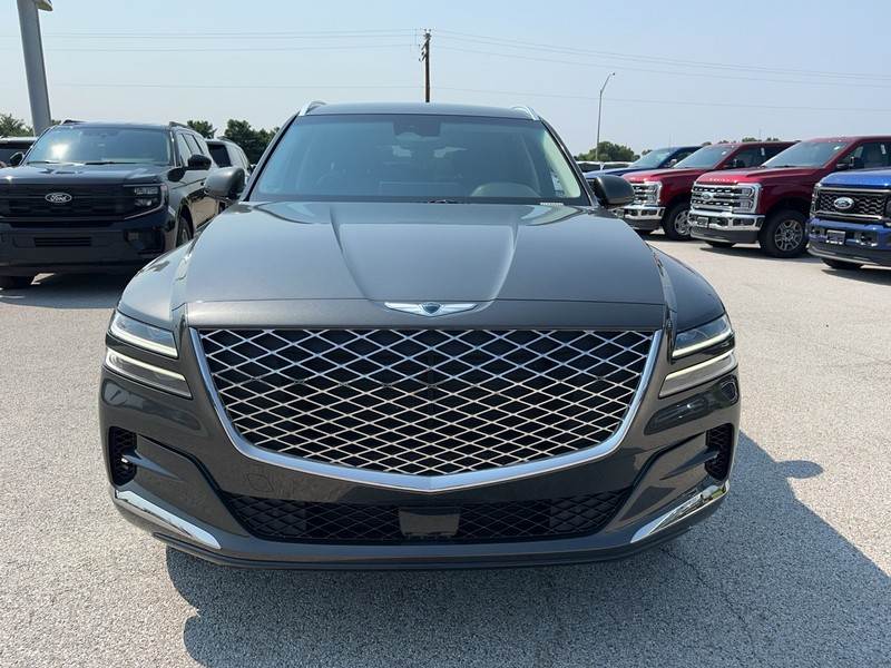 Genesis GV80 Vehicle Full-screen Gallery Image 9