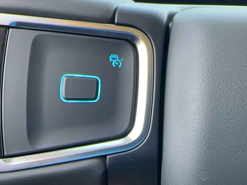 Ford Expedition Vehicle Full-screen Gallery Image 13