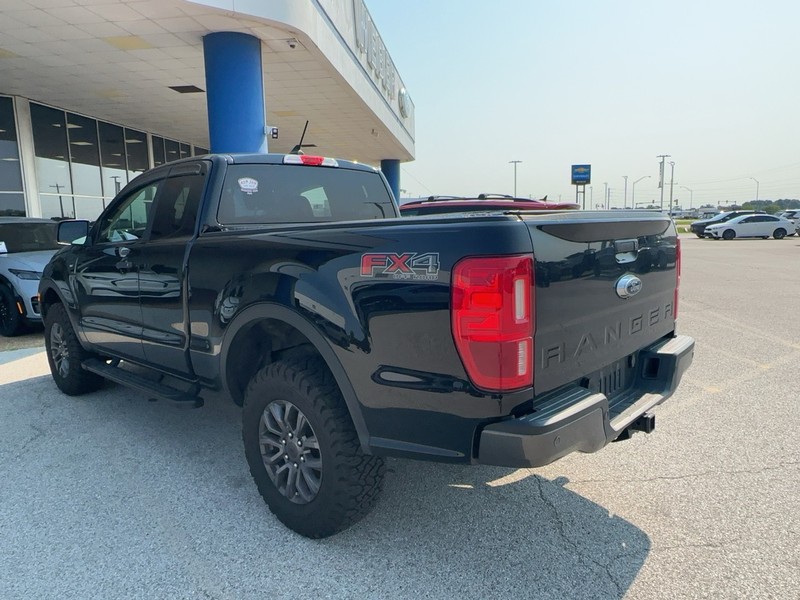 Ford Ranger Vehicle Full-screen Gallery Image 4