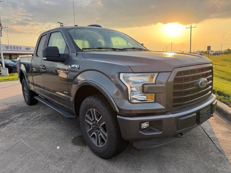 Ford F-150 Vehicle Full-screen Gallery Image 5