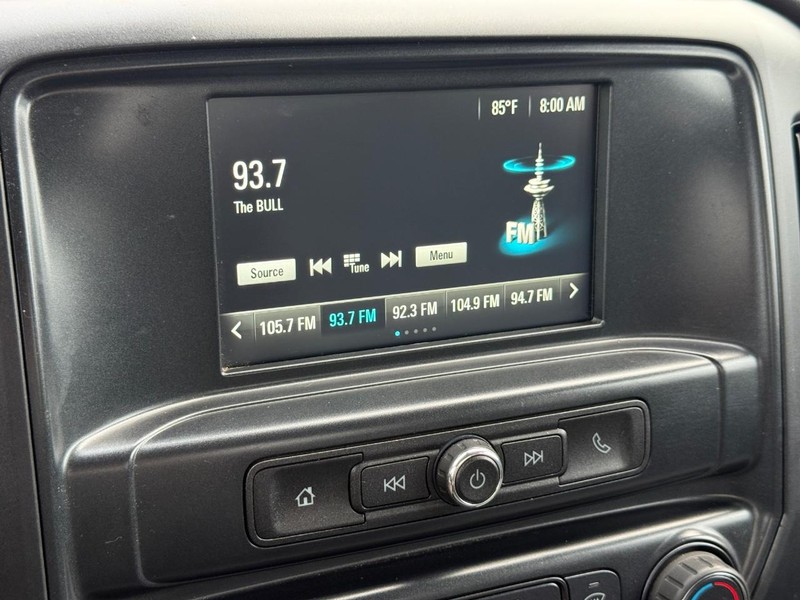 Chevrolet Silverado 2500HD Vehicle Full-screen Gallery Image 14