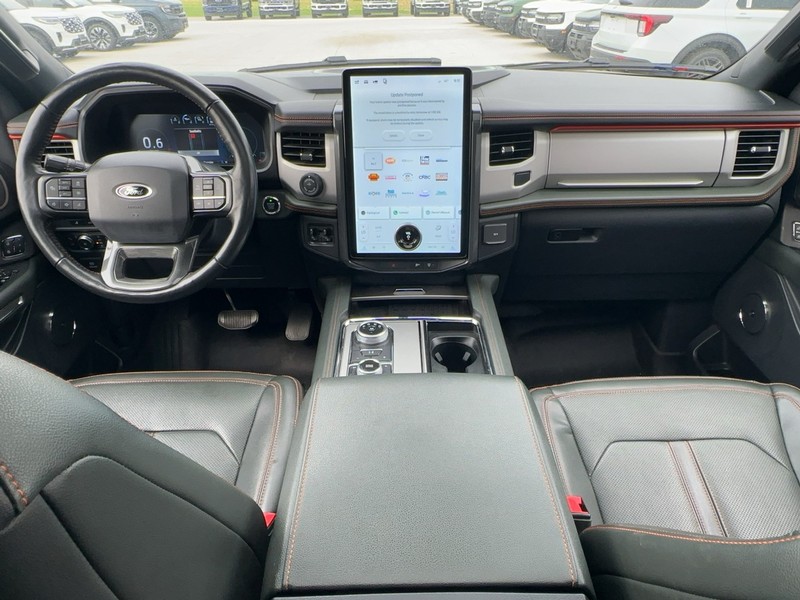 Ford Expedition Vehicle Full-screen Gallery Image 14
