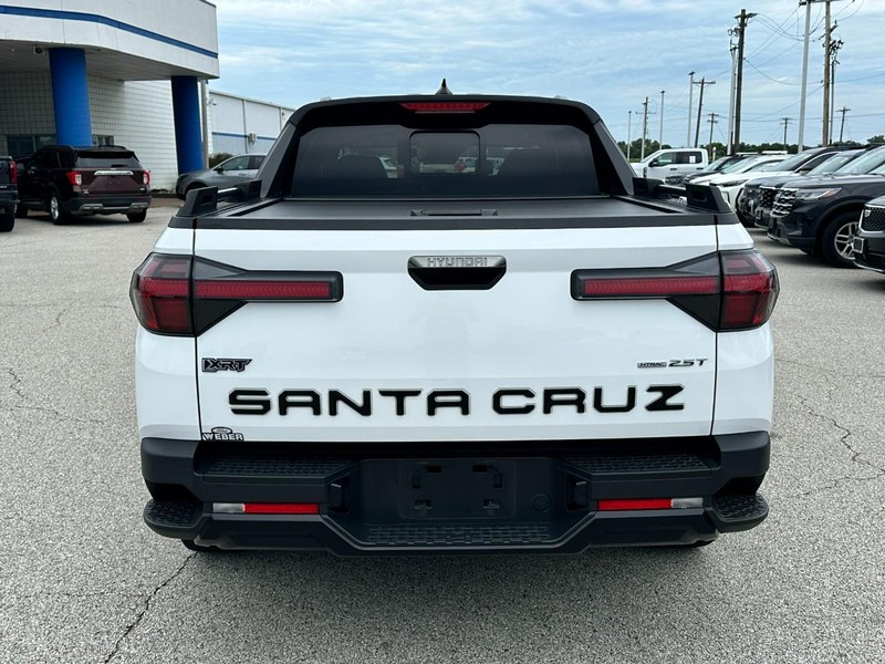 Hyundai Santa Cruz Vehicle Full-screen Gallery Image 4