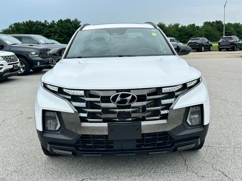 Hyundai Santa Cruz Vehicle Full-screen Gallery Image 9