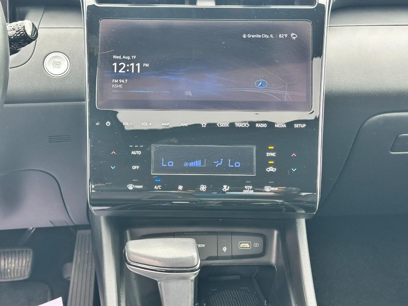 Hyundai Santa Cruz Vehicle Full-screen Gallery Image 14