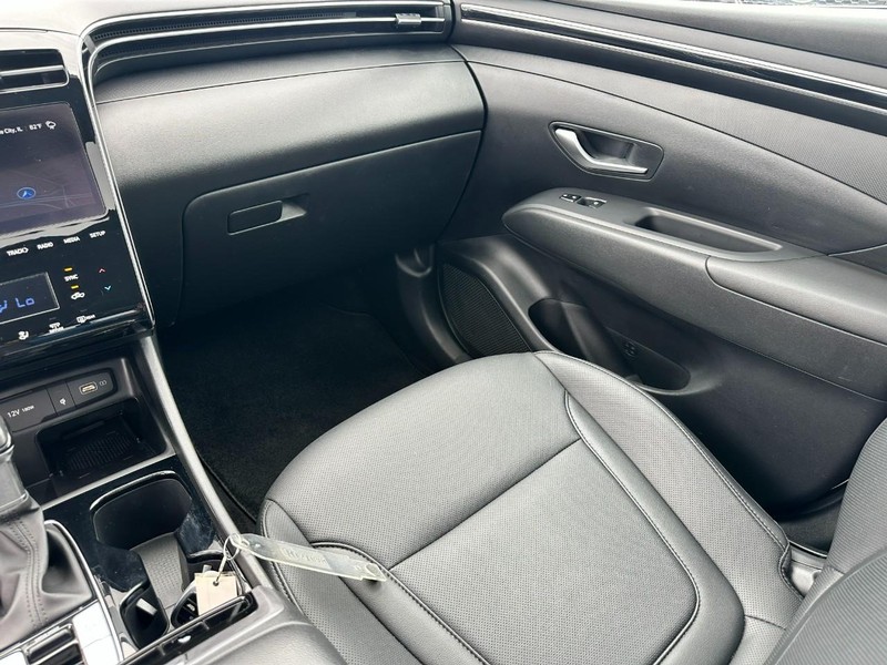 Hyundai Santa Cruz Vehicle Full-screen Gallery Image 16